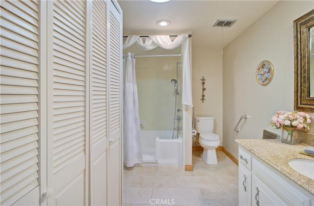 89 Calle Aragon F, Laguna Woods, CA 92637