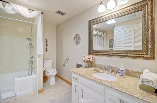 89 Calle Aragon F, Laguna Woods, CA 92637
