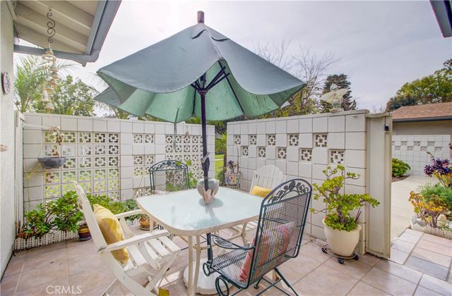 89 Calle Aragon F, Laguna Woods, CA 92637