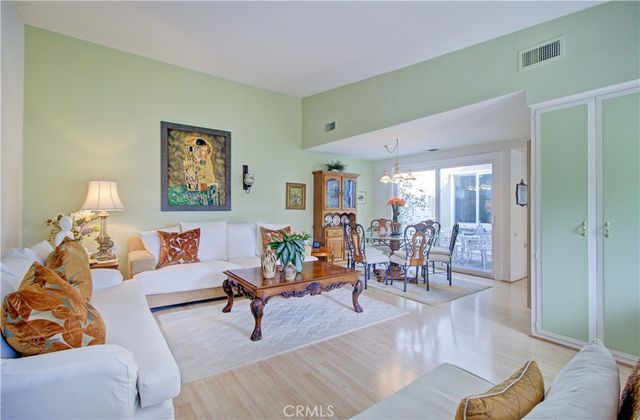89 Calle Aragon F, Laguna Woods, CA 92637