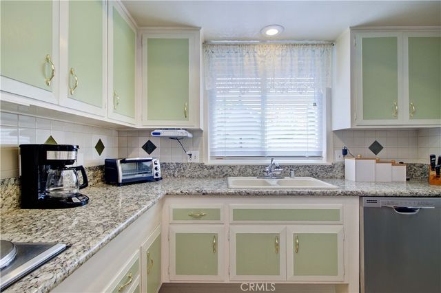 89 Calle Aragon F, Laguna Woods, CA 92637