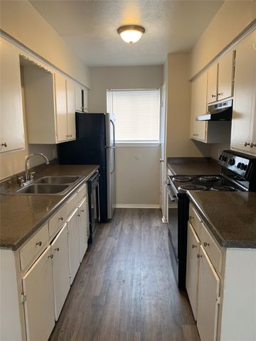 4606 Monarch Street 109, Dallas, TX 75204