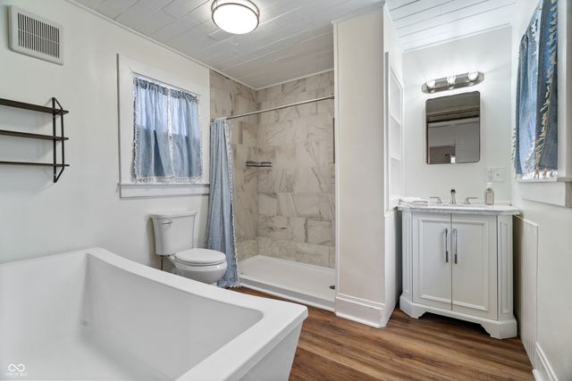 6015 N 50 E, Fortville, IN 46040