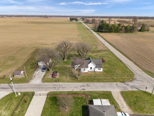 6015 N 50 E, Fortville, IN 46040