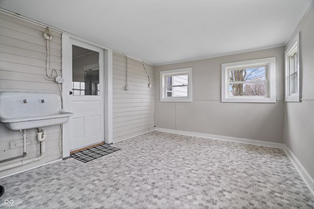 6015 N 50 E, Fortville, IN 46040