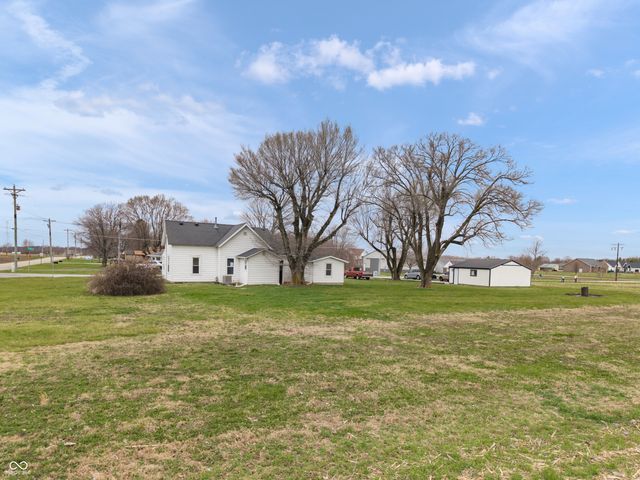 6015 N 50 E, Fortville, IN 46040