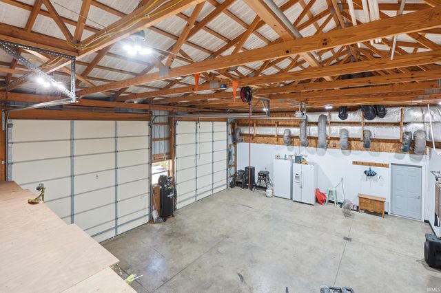 7540 N Clear Creek Road, Huntington, IN 46750