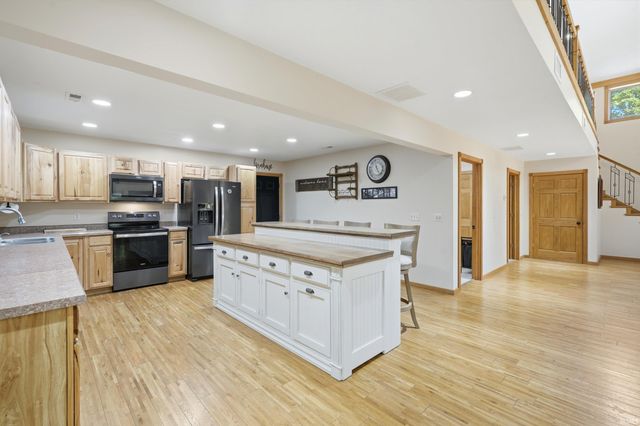 7540 N Clear Creek Road, Huntington, IN 46750