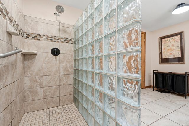 7540 N Clear Creek Road, Huntington, IN 46750