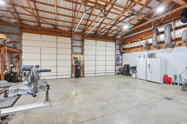 7540 N Clear Creek Road, Huntington, IN 46750