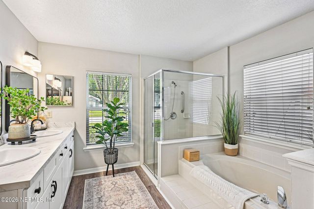 10383 MEADOW POINT Drive, Jacksonville, FL 32221