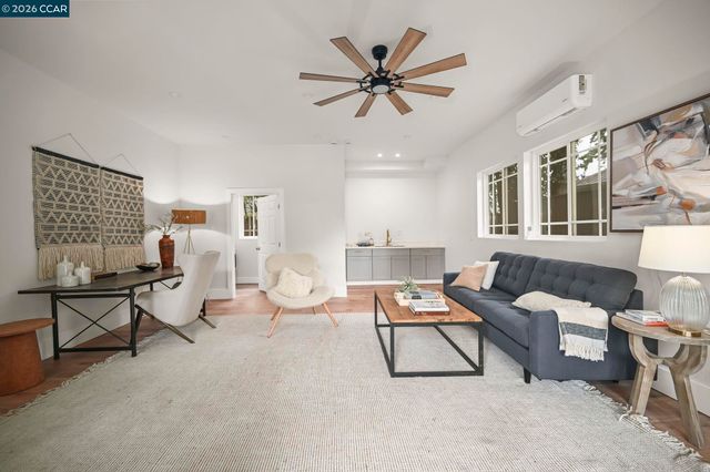 2023 1st Ave, Walnut Creek, CA 94597