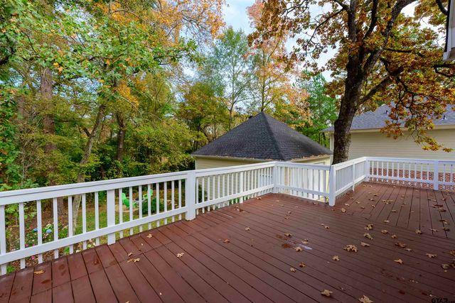 3962 Hanover Place, Tyler, TX 75701