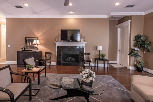 3962 Hanover Place, Tyler, TX 75701