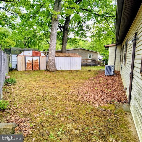 21 GILBERT AVE, Westville, NJ 08093