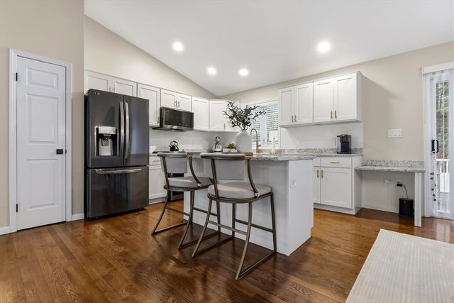 133 River, Middleton, MA 01949