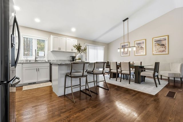 133 River, Middleton, MA 01949