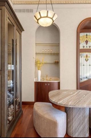 1567 Island Lane, Bloomfield Twp, MI 48302