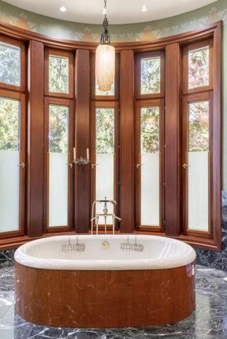 1567 Island Lane, Bloomfield Twp, MI 48302