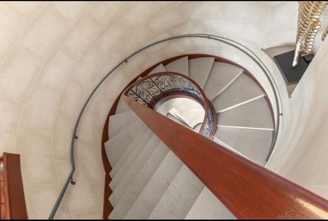 1567 Island Lane, Bloomfield Twp, MI 48302