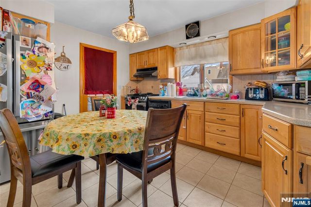 20 Bergen Avenue, North Arlington, NJ 07031