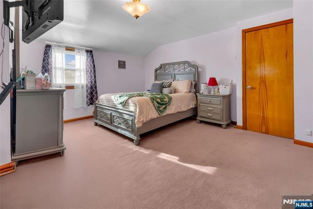 20 Bergen Avenue, North Arlington, NJ 07031