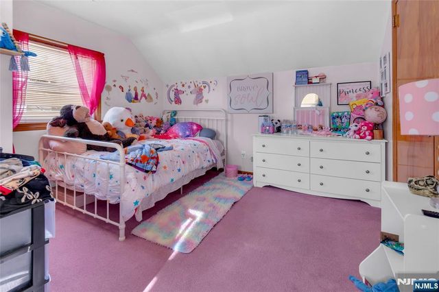 20 Bergen Avenue, North Arlington, NJ 07031