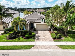 9209 Woodhurst DR, Naples, FL 34120