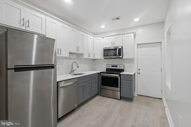 5213 RODMAN ST, Philadelphia, PA 19143