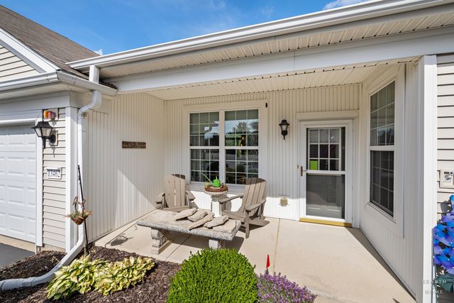 13462 Hemlock Court, Huntley, IL 60142