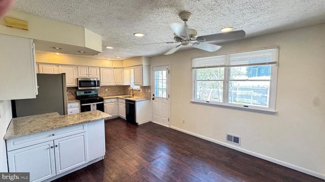 7835 PERRY, Nottingham, MD 21236