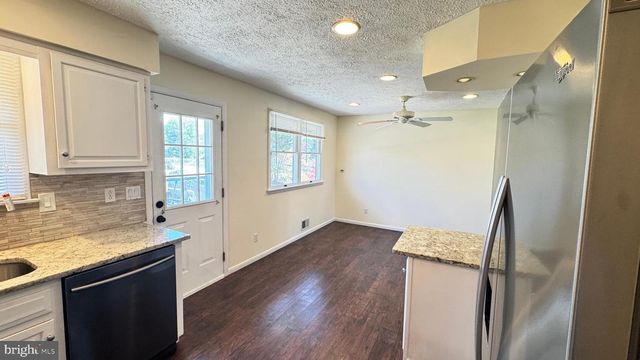 7835 PERRY, Nottingham, MD 21236