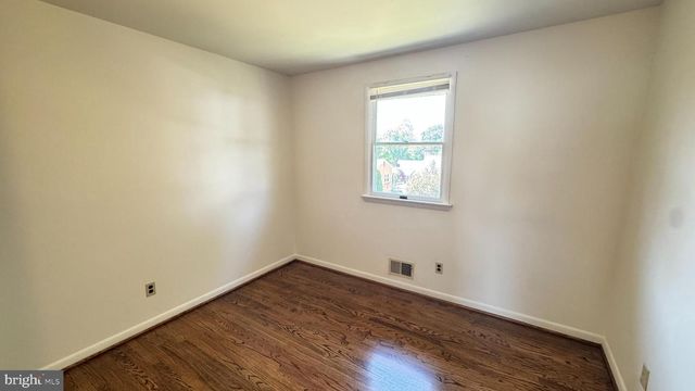 7835 PERRY, Nottingham, MD 21236