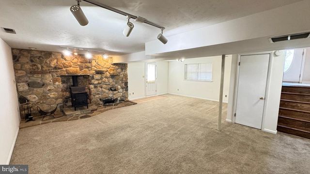 7835 PERRY, Nottingham, MD 21236