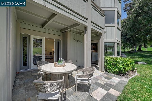 618 Terra California Dr 2, Walnut Creek, CA 94595