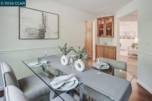 618 Terra California Dr 2, Walnut Creek, CA 94595