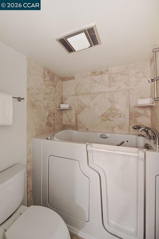 618 Terra California Dr 2, Walnut Creek, CA 94595