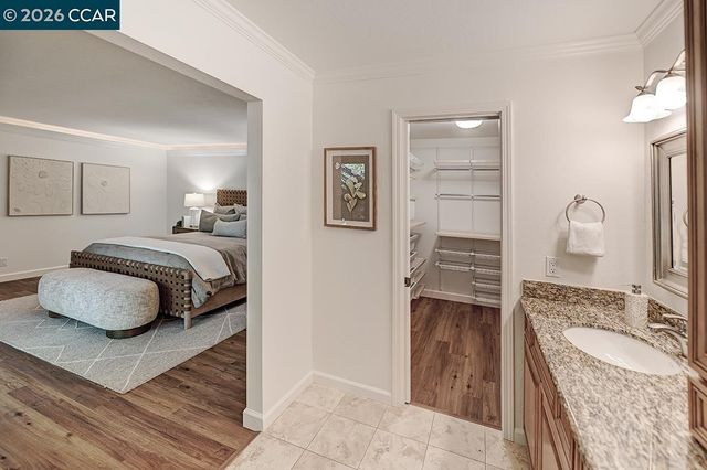 618 Terra California Dr 2, Walnut Creek, CA 94595