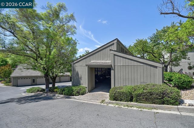 618 Terra California Dr 2, Walnut Creek, CA 94595