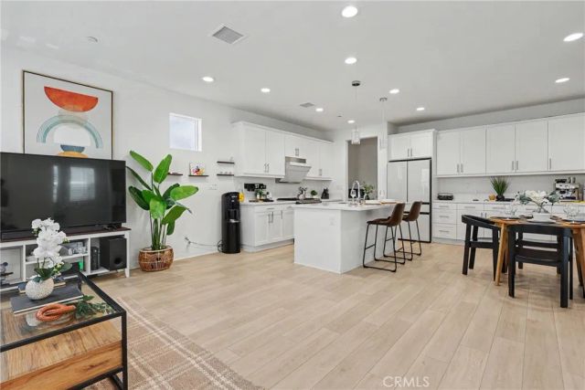 6914 Stonecrop, Fontana, CA 92336