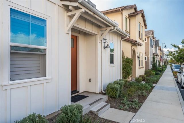 6914 Stonecrop, Fontana, CA 92336