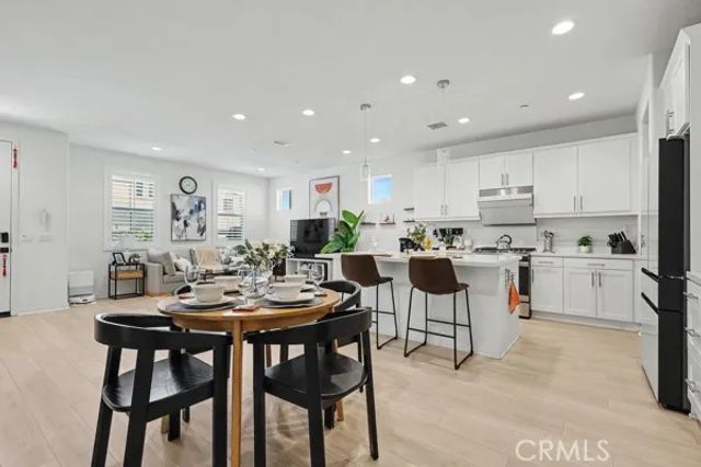 6914 Stonecrop, Fontana, CA 92336