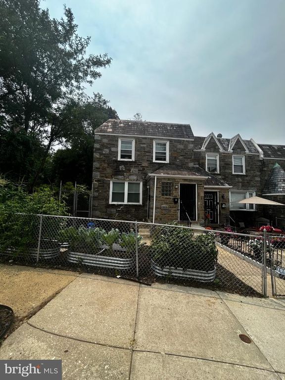 1900 CONLYN ST, Philadelphia, PA 19141