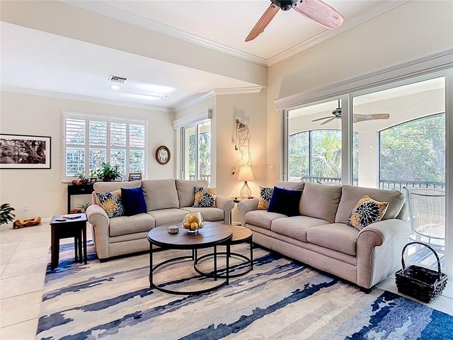 130 BELLA VISTA TERRACE 10C, North Venice, FL 34275