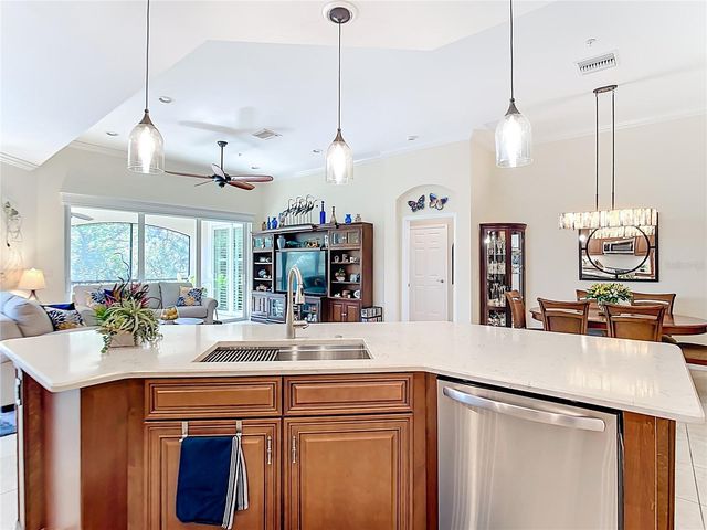 130 BELLA VISTA TERRACE 10C, North Venice, FL 34275