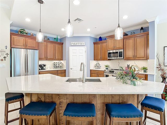 130 BELLA VISTA TERRACE 10C, North Venice, FL 34275