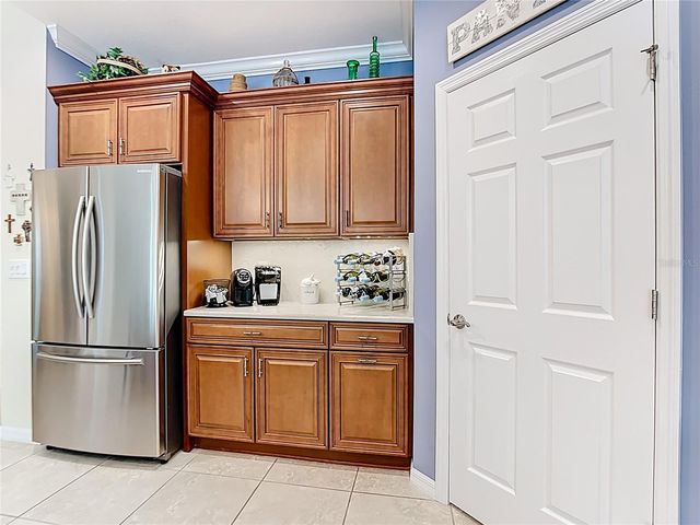 130 BELLA VISTA TERRACE 10C, North Venice, FL 34275