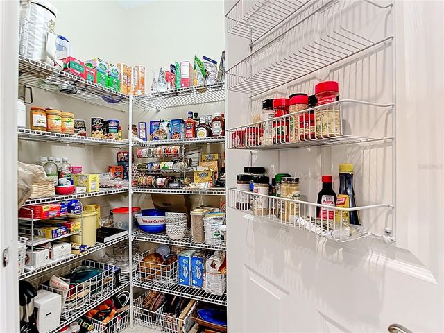 130 BELLA VISTA TERRACE 10C, North Venice, FL 34275