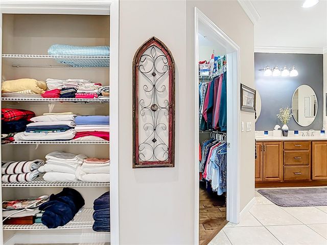 130 BELLA VISTA TERRACE 10C, North Venice, FL 34275