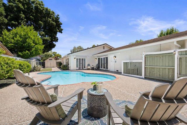 3629 Five Forks Dr, Stockton, CA 95219